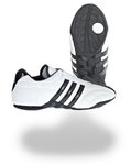 Adidas Schuhe Adilux  Sneakers oder Kampfsportschuh