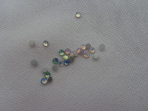 Minikristallsteine 2mm - auch für Fingernägel - versch.Fb.
