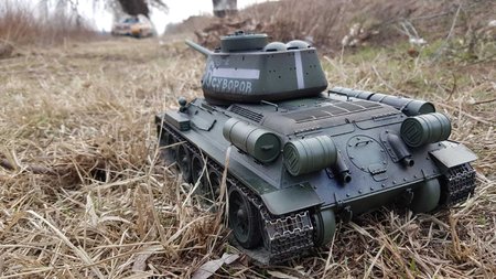 T 34-85 in action, by Alexandru\\n\\n13/02/2019 18:22