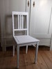 Antiker Stuhl im Shabby Chic weiß