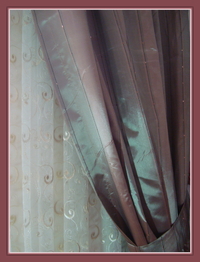 Curtain Panel Taft green & beige Sequined