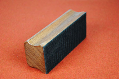Holzklotz mit Kletthaftung, 130 x 55 mm